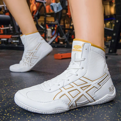 2026 Lightweight Wrestling Shoes For Men Professional Boxing Training Sneakers Large Size Black White Gym Outdoor Sports