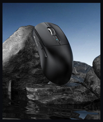 Mouse gaming wireless ATTACK SHARK R6 PAW3950MAX, polling 8Khz, ultraleggero 39g, MCU Nordic 52840, microswitch ottici Omron