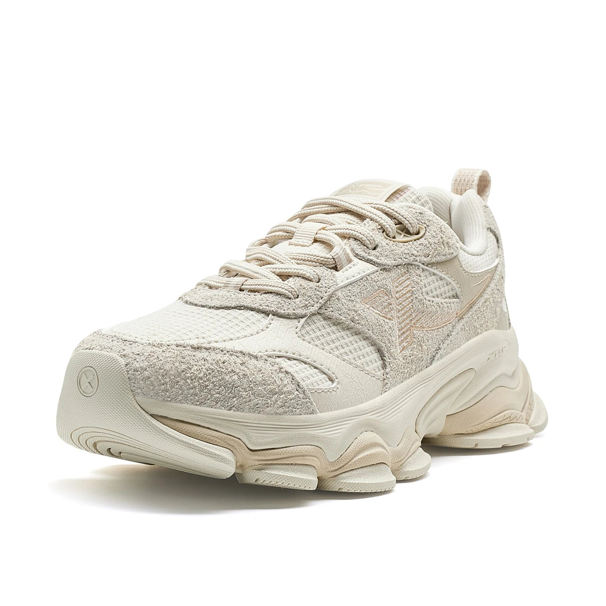Xtep Chinoiserie Casual Shoes Female 2025 Spring Increase Thick Sole Sports Shoes Outdoor Vintage Fashion Sneakers 875118320006