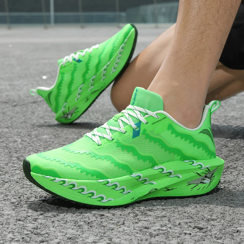 New Summer Original Mens and Womens Sports Shoes Lightweight Marathon Running Shoes Breathable Foot Protection Walking Shoes