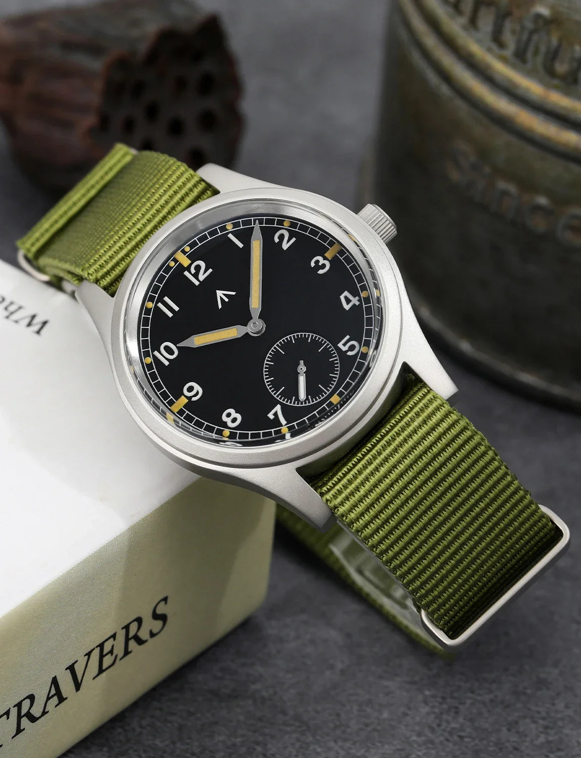 Militado D12 Quartz Watch Men VD78 Movement Domed Sapphire Crystal V2 Clear AR Coating Wristwatch 10Bar Water Resistance Watches