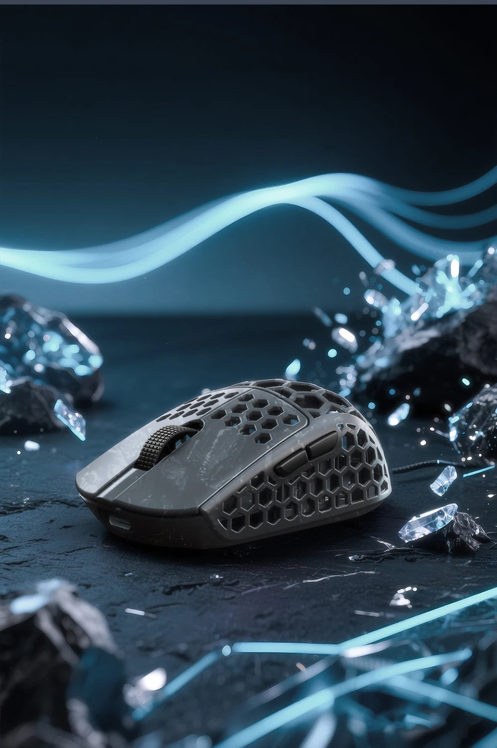 Mouse gaming wireless Darmoshark M5Air in fibra di carbonio forgiata 8K PAW3950 30K DPI per mani piccole, presa fingertip, macro di gioco, ultraleggero