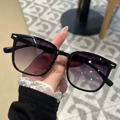 2025 New Brown Lens Sunglasses Retro Square Frame Sunglasses Women Fashion Men Eyewear Trendy