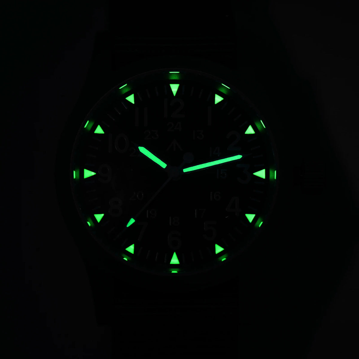Militado ML05 38mm Military Field Watch VH31 Sweep Quartz Movement Domed Sapphire Crystal Waterproof 100M Super Luminous Watches
